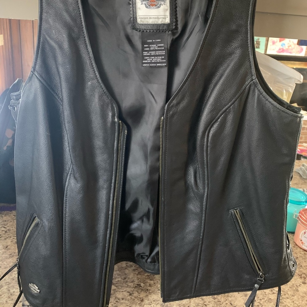 Harley Davidson leather vest -Woman’s